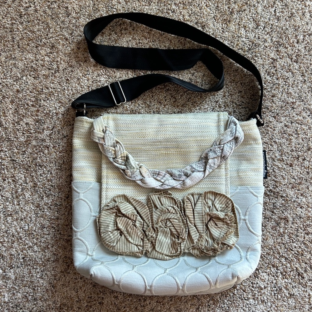 Bagolitas Boutique crossbody bag.  Gray/yellow/tan